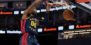 开云体育-Shams：库明加愿意少拿1400万 以换取否决权和自由身