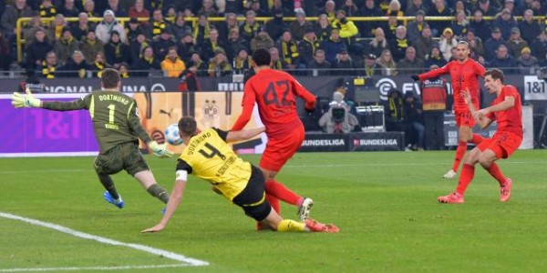 开云平台-皆大欢喜的1比1过后，拜仁暴露出“穆西亚拉依赖症”