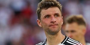 开云账号-记者：美职联温哥华白浪有意免签穆勒，正与球员进行谈判