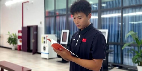开云体育手机登录-破圈！乐山教师走出校园、站上国际赛场，国家体育总局为他点赞