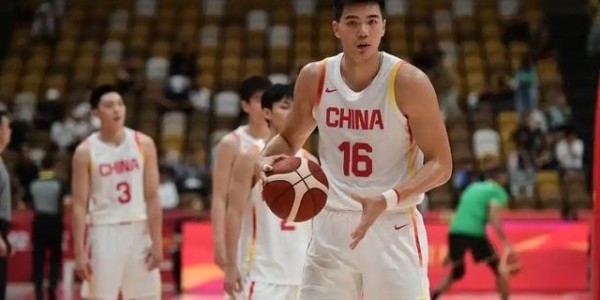 新民体育｜CBA最疯狂交易一季背后