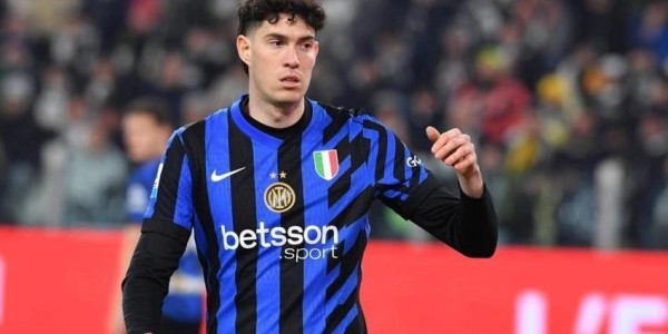 开云体育网页版-莫雷托：切尔西和国米没谈巴斯托尼，球员本人也不想离队