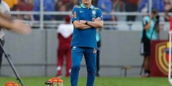 开云体育官网登录-两15号进球 巴西1比1扳平乌拉圭 主场球迷送嘘声