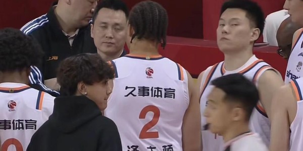 开云体育官网登录-上海男篮21分大胜，古德温24+7+8张镇麟12+6+5，姜伟泽12投3中