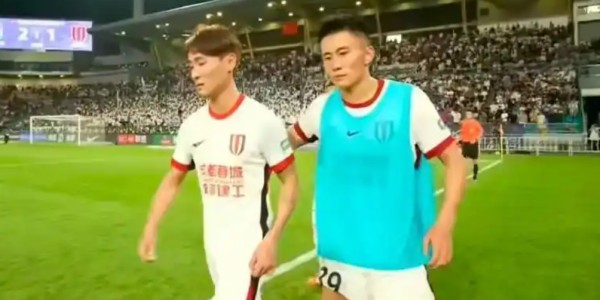 开云体育-韦世豪落选金球奖原因找到！37岁吴曦实至名归？