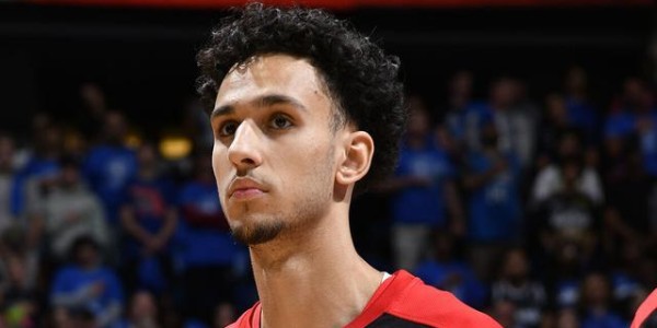 里萨谢分享高薪生活转变：从快餐节俭到提升消费品质与形象管理